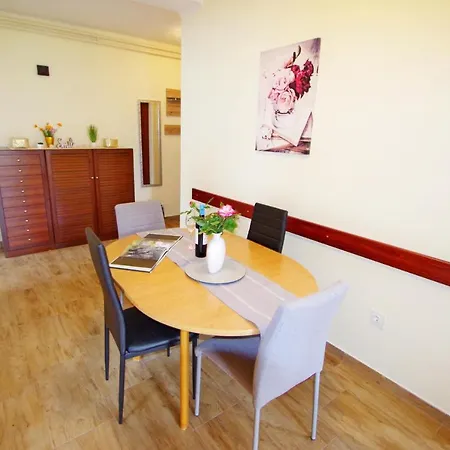 Suzi Valdebek Apartmán