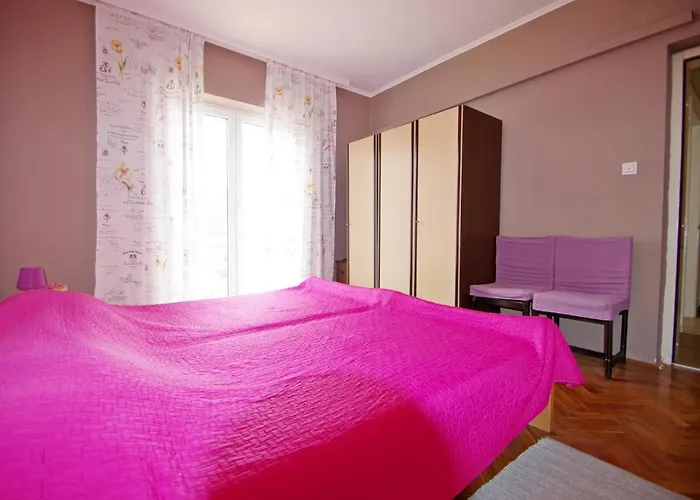 Suzi Valdebek Apartment