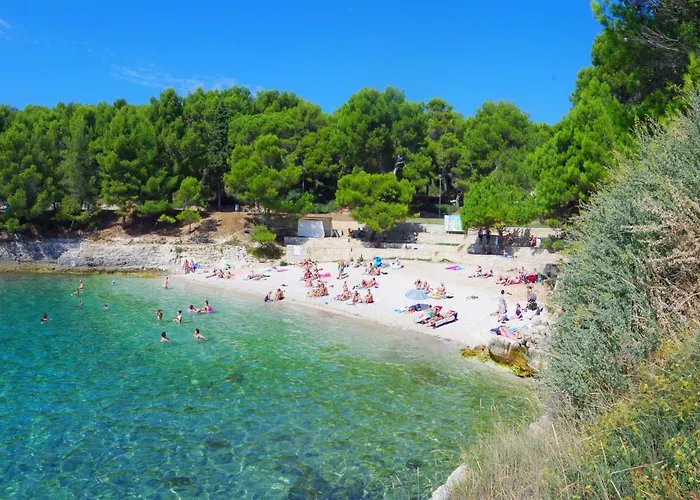 Apartament Suzi Valdebek Pula